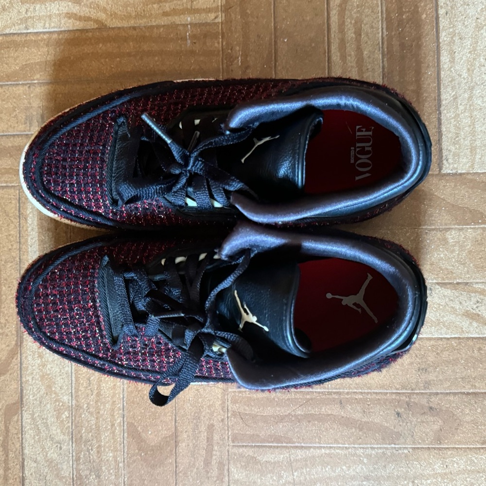Nike AWOK ( Anna Wintour OK)